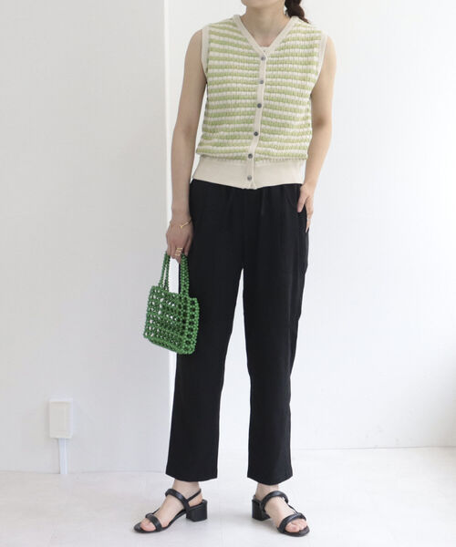 fredy emue（フレディエミュ）の「リネンストレッチテーパードパンツ【サイズ展開あり】（スラックス・レディース・ブラック/ベージュ/カーキ・38/36）」の21枚目の写真