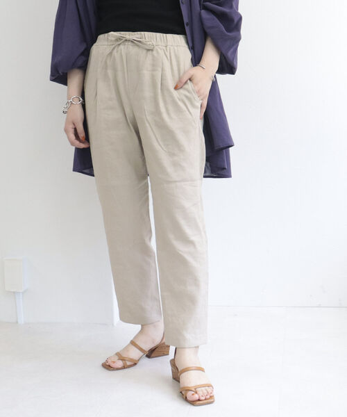 fredy emue（フレディエミュ）の「リネンストレッチテーパードパンツ【サイズ展開あり】（スラックス・レディース・ブラック/ベージュ/カーキ・38/36）」の10枚目の写真