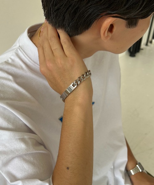 SPINNS（スピンズ）の「プレート付きキヘイチェーンブレスレット（ブレスレット・メンズ・シルバー・ONESIZE）」の4枚目の写真