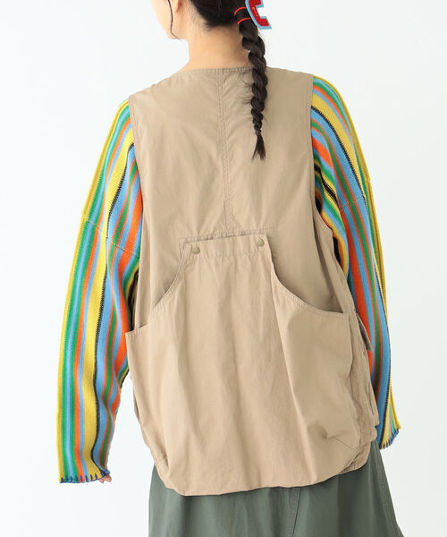 BEAMS BOY（ビームスボーイ）の「BEAMS BOY / コットン ウェザー クロス ハンティング ベスト（ベスト・レディース・ベージュ/ネイビー・FREE）」の9枚目の写真