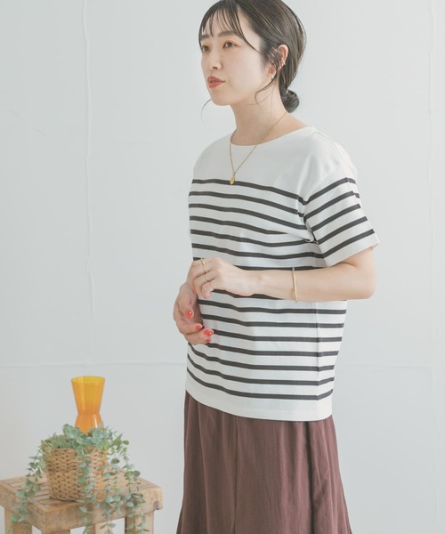 ITEMS URBANRESEARCH（アイテムズ アーバンリサーチ）の「パネルボーダーTシャツ（Tシャツ/カットソー・レディース・ブラック系その他/ベージュ系その他/ブルー系その他・FREE）」の2枚目の写真