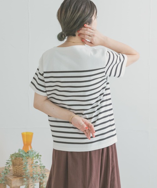 ITEMS URBANRESEARCH（アイテムズ アーバンリサーチ）の「パネルボーダーTシャツ（Tシャツ/カットソー・レディース・ブラック系その他/ベージュ系その他/ブルー系その他・FREE）」の5枚目の写真