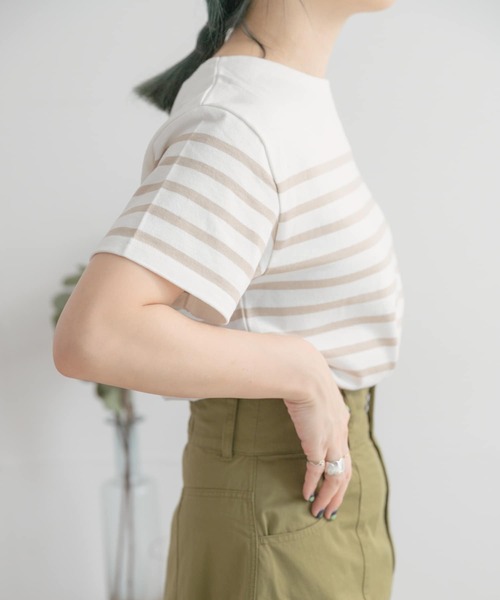 ITEMS URBANRESEARCH（アイテムズ アーバンリサーチ）の「パネルボーダーTシャツ（Tシャツ/カットソー・レディース・ブラック系その他/ベージュ系その他/ブルー系その他・FREE）」の21枚目の写真