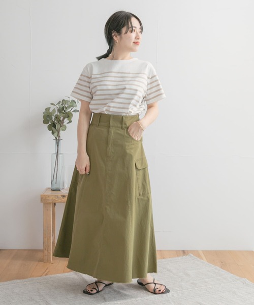 ITEMS URBANRESEARCH（アイテムズ アーバンリサーチ）の「パネルボーダーTシャツ（Tシャツ/カットソー・レディース・ブラック系その他/ベージュ系その他/ブルー系その他・FREE）」の22枚目の写真