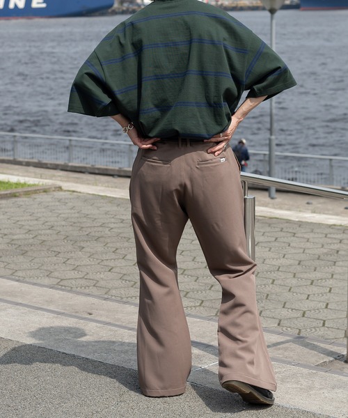 Perushu（ペルーシュ）の「ワイドフレアスラックス（スラックス・メンズ・ライトブルー/ブラック/ピンク/ライトグリーン/モカ・SMALL/MEDIUM/LARGE）」の19枚目の写真