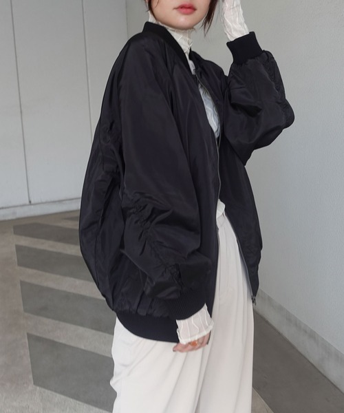 CORNERS(コーナーズ)の「オーバーサイズMA-1(MA-1・レディース・カーキ/アイボリー/ブラック・M/L)」の2枚目の写真