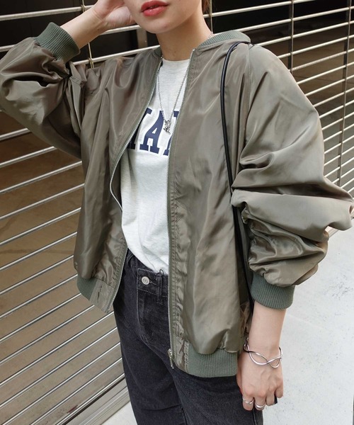 CORNERS(コーナーズ)の「オーバーサイズMA-1(MA-1・レディース・カーキ/アイボリー/ブラック・M/L)」の18枚目の写真