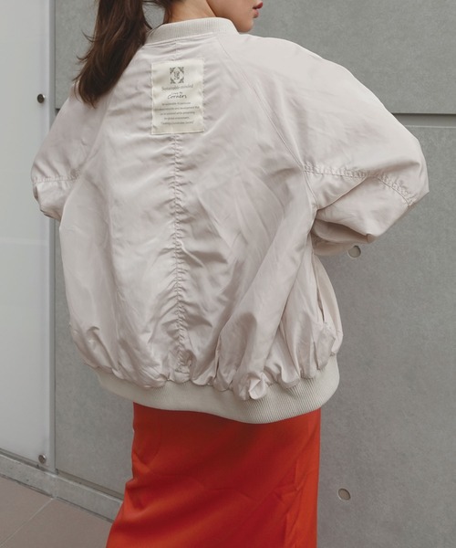 CORNERS(コーナーズ)の「オーバーサイズMA-1(MA-1・レディース・カーキ/アイボリー/ブラック・M/L)」の5枚目の写真