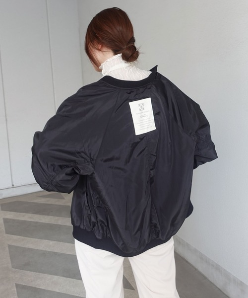 CORNERS(コーナーズ)の「オーバーサイズMA-1(MA-1・レディース・カーキ/アイボリー/ブラック・M/L)」の12枚目の写真