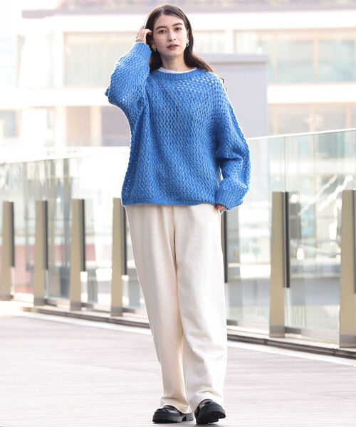 Ray BEAMS（レイビームス）の「Ray BEAMS / 3G メッシュ編み クルーネック ニット（ニット/セーター・レディース・ロイヤルブルー/オフホワイト・ONE SIZE）」の7枚目の写真