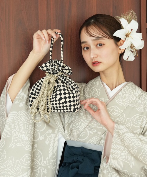 utatane(ウタタネ)の「巾着バッグ 市松 日本製 モノクロ(和装小物・レディース・ブラック・FREE)」の17枚目の写真