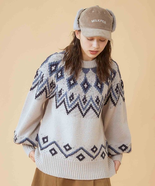 MILKFED.(ミルクフェド)の「NORDIC KNIT TOP(ニット/セーター・レディース・ライトグレー/レッド/チャコール・ONE SIZE)」の2枚目の写真