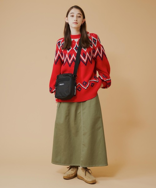 MILKFED.(ミルクフェド)の「NORDIC KNIT TOP(ニット/セーター・レディース・ライトグレー/レッド/チャコール・ONE SIZE)」の11枚目の写真