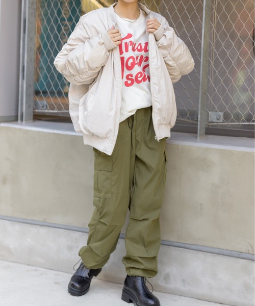 SpRay（スプレイ）の「中綿　ＢＩＧ　ＭＡ１（MA-1・レディース・アイボリー/カーキ/ブラック・FREE）」の17枚目の写真