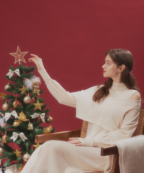 VANNIE U（ヴァニーユー）の「リブショルダーニットワンピース（ワンピース・レディース・ベージュ/アイボリー・FREE）」の16枚目の写真