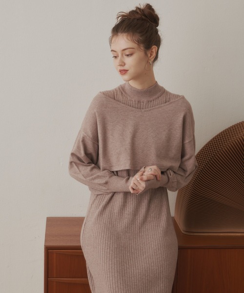 VANNIE U（ヴァニーユー）の「リブショルダーニットワンピース（ワンピース・レディース・ベージュ/アイボリー・FREE）」の12枚目の写真