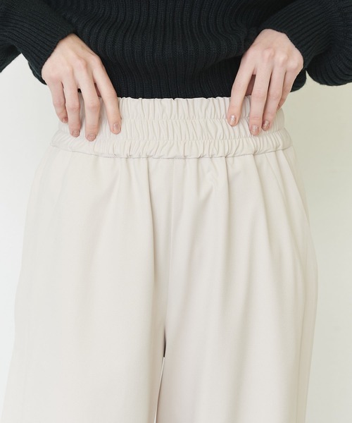 casane（カサネ）の「レザーライクワイドパンツ（その他パンツ・レディース・ブラック/ベージュ・1/2）」の12枚目の写真