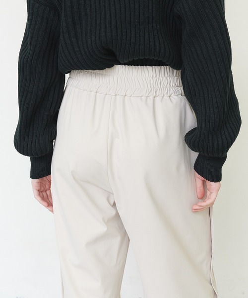 casane（カサネ）の「レザーライクワイドパンツ（その他パンツ・レディース・ブラック/ベージュ・1/2）」の15枚目の写真