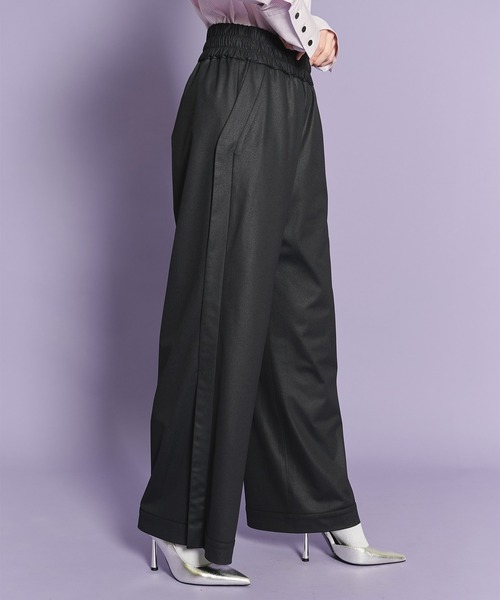 casane（カサネ）の「レザーライクワイドパンツ（その他パンツ・レディース・ブラック/ベージュ・1/2）」の21枚目の写真