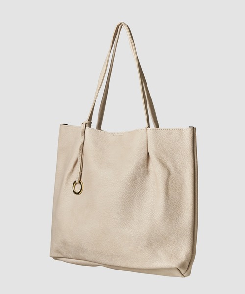 ADPOSION（アドポーション）の「【WEB限定】フェイクレザートートバッグ（トートバッグ・レディース・アイボリー/カーキ/ブラック/キャメル/グレイッシュベージュ・FREE）」の2枚目の写真