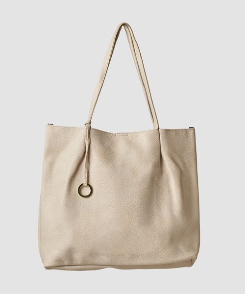 ADPOSION（アドポーション）の「【WEB限定】フェイクレザートートバッグ（トートバッグ・レディース・アイボリー/カーキ/ブラック/キャメル/グレイッシュベージュ・FREE）」の6枚目の写真