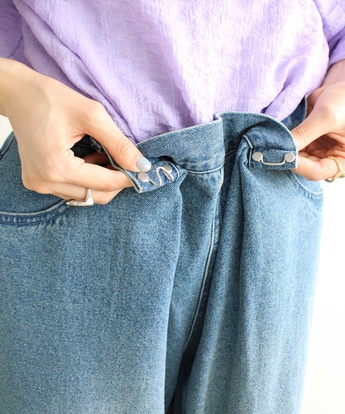 GeeRA(ジーラ)の「ホックデザインワイドパンツ(その他パンツ・レディース・ブルー/オフホワイト/ブラック・LARGE/MEDIUM/SMALL)」の9枚目の写真