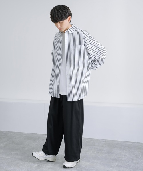 Rocky Monroe（ロッキーモンロー）の「オーバーサイズ コットンブロード レギュラーカラーシャツ（シャツ/ブラウス・メンズ・ブラック/サックスブルー/ホワイト×ブルー/ホワイト×ブラック/ホワイト×ネイビー/ホワイト・M/L）」の8枚目の写真