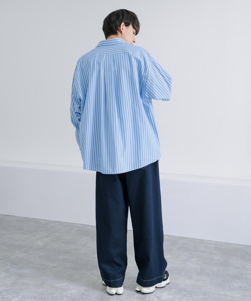 Rocky Monroe（ロッキーモンロー）の「オーバーサイズ コットンブロード レギュラーカラーシャツ（シャツ/ブラウス・メンズ・ブラック/サックスブルー/ホワイト×ブルー/ホワイト×ブラック/ホワイト×ネイビー/ホワイト・M/L）」の11枚目の写真