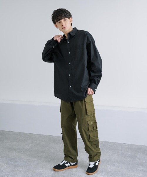 Rocky Monroe（ロッキーモンロー）の「オーバーサイズ コットンブロード レギュラーカラーシャツ（シャツ/ブラウス・メンズ・ブラック/サックスブルー/ホワイト×ブルー/ホワイト×ブラック/ホワイト×ネイビー/ホワイト・M/L）」の16枚目の写真
