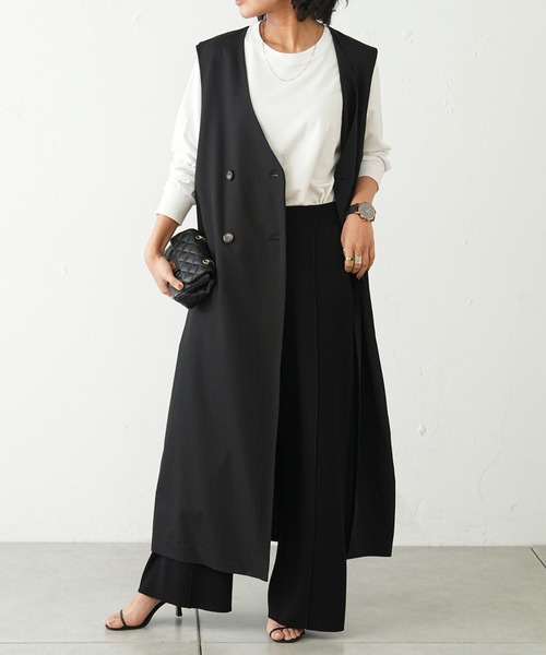 OUVRAGE CLASSE（ウヴラージュクラス）の「ダブルボタンロングジレ（その他アウター・レディース・ベージュ/ブラック・FREE）」の2枚目の写真