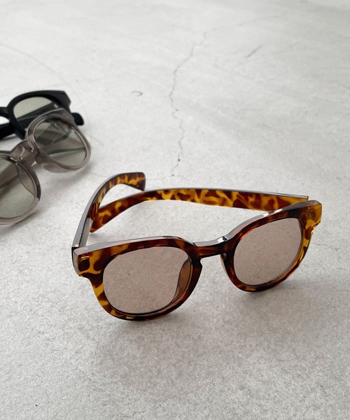 CANAL JEAN(キャナルジーン)の「Dume TRACYボストンカラーサングラス(サングラス・レディース・ブラック/ブラウン/グレー・ONE SIZE)」の17枚目の写真