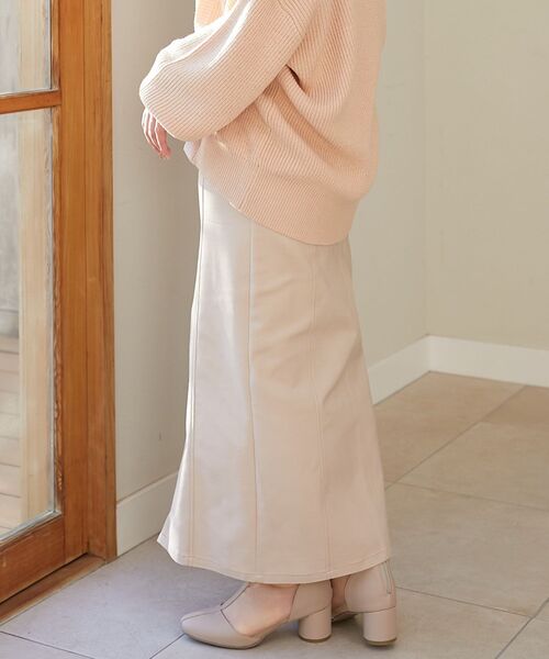 MAJESTIC LEGON（マジェスティックレゴン）の「ストレッチタイトスカート（スカート・レディース・ネイビー/ベージュ/アイボリー・SMALL/MEDIUM）」の21枚目の写真