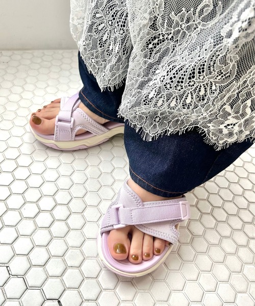 AZUL クロスベルトスポーツサンダル ユナイテッドヌード サンダル