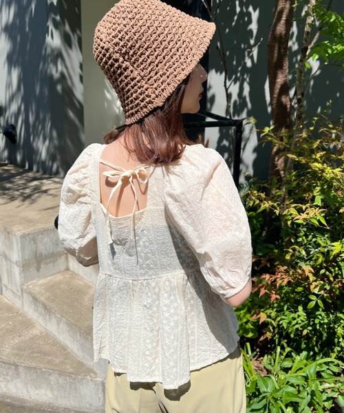 CLEA(クレア)の「コットン刺繍 スクエアネック ペプラムブラウス(シャツ/ブラウス・レディース・アイボリー/ホワイト・FREE)」の18枚目の写真