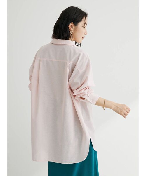Green　Parks（グリーンパークス）の「麻混オーバーサイズシャツチュニック（チュニック・レディース・グリーン系その他3/ピンク系その他/オフホワイト/サックスブルー・FREE）」の6枚目の写真