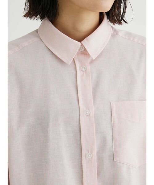 Green　Parks（グリーンパークス）の「麻混オーバーサイズシャツチュニック（チュニック・レディース・グリーン系その他3/ピンク系その他/オフホワイト/サックスブルー・FREE）」の18枚目の写真