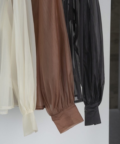 lawgy（ラウジー）の「organdy volume sleeve blouse（シャツ/ブラウス・レディース・アイボリー/ブラウン/ブラック・FREE）」の19枚目の写真