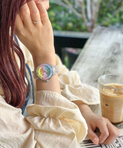 ICE WATCH（アイスウォッチ）の「「Ice-Watch アイスウォッチ」ICE clear sunset  ミディアム/スモール（アナログ腕時計・レディース・オリーブ/パープル系その他/ライトブルー/ピンク系その他/グリーン系その他/フューシャピンク・MEDIUM/SMALL）」の6枚目の写真
