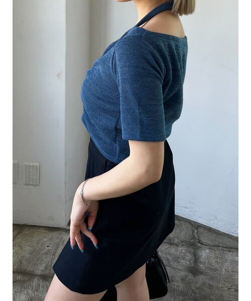 EMODA(エモダ)の「スリットハイウエストスカート(スカート・レディース・ベージュ/カーキ/ブラック・SMALL/MEDIUM)」の13枚目の写真