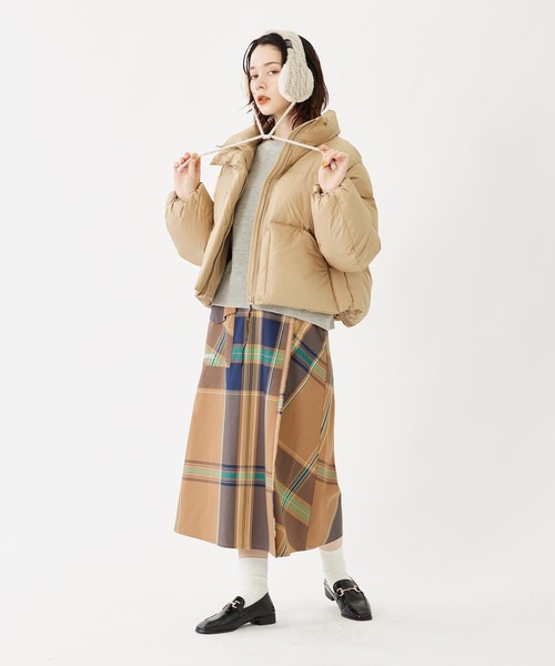 MILKFED.(ミルクフェド)の「KNIT EARMUFFS(イヤーマフ・レディース・オフホワイト/ブラック/ホワイト・ONE SIZE)」の8枚目の写真