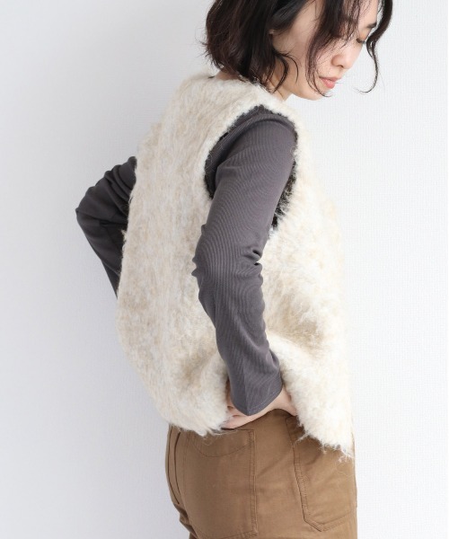 cepo（セポ）の「シャギーベスト（ベスト・レディース・ブラウン/オフホワイト/ブルー・M）」の4枚目の写真