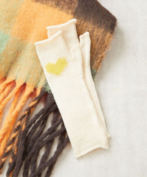 FREAK'S STORE（フリークスストア）の「限定展開　ハートロゴ ラメニット アームウォーマー（アームカバー・レディース・ブラック/イエロー/レッド・ONE SIZE）」の9枚目の写真