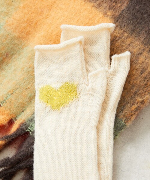 FREAK'S STORE（フリークスストア）の「限定展開　ハートロゴ ラメニット アームウォーマー（アームカバー・レディース・ブラック/イエロー/レッド・ONE SIZE）」の10枚目の写真