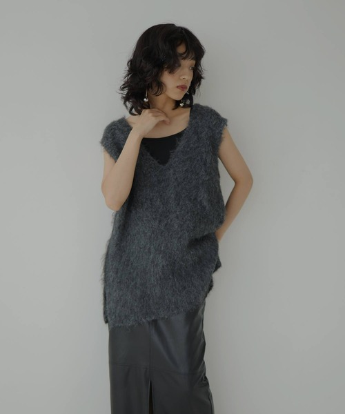 hellam（へラム）の「ウールシャギーVネックベスト（ベスト・レディース・オフホワイト/杢グレー/チャコールグレー・FREE）」の9枚目の写真