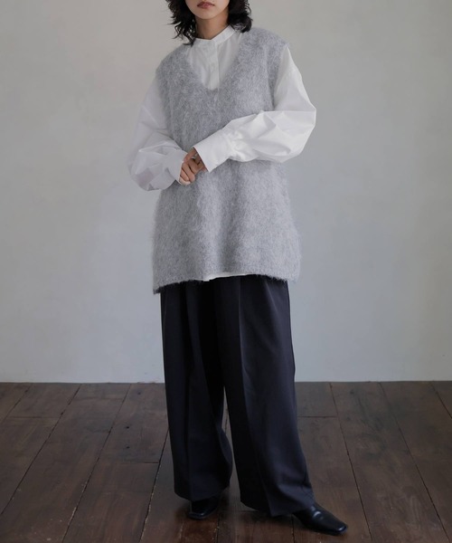 hellam（へラム）の「ウールシャギーVネックベスト（ベスト・レディース・オフホワイト/杢グレー/チャコールグレー・FREE）」の16枚目の写真