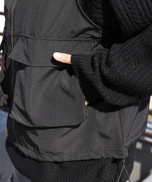 ８(eight)（エイト）の「スタンドカラーベスト（ベスト・メンズ・オリーブ/ホワイト/ブラック・MEDIUM/LARGE）」の13枚目の写真