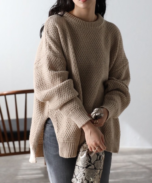 amini(アミニ)の「【セットアップ対応商品】サイドスリット鹿の子トップス(ニット/セーター・レディース・グレー/テラコッタ/ブラック/ベージュ・MEDIUM)」の16枚目の写真