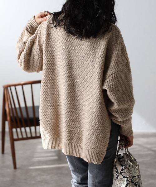 amini(アミニ)の「【セットアップ対応商品】サイドスリット鹿の子トップス(ニット/セーター・レディース・グレー/テラコッタ/ブラック/ベージュ・MEDIUM)」の18枚目の写真