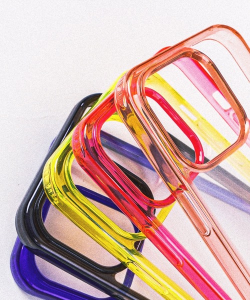 Topologie（トポロジー）の「Verdon Phone Case Smoke 【ケース単体】（スマホケース/カバー・レディース・スモーク・iPhone 14/iPhone 14 Pro/iPhone 13 Pro/iPhone 15/iPhone 12/12 Pro/iPhone 15 Pro）」の6枚目の写真