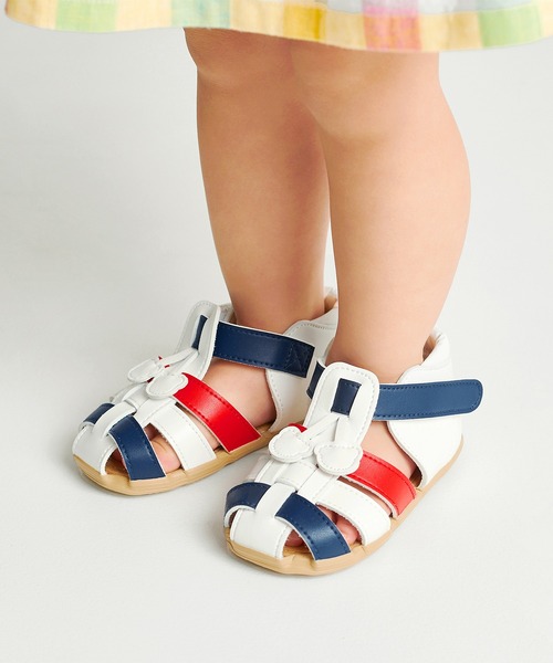 MIKI HOUSE（ミキハウス）の「ベビーサンダル（サンダル・キッズ・ホワイト/マルチ・14.5cm/14cm/13.5/13cm/12.5/15cm）」の2枚目の写真